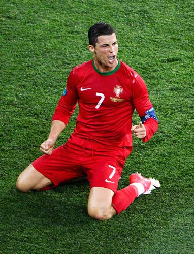 本轮欧预赛最佳阵容：萨内、格纳布里入围（欧预赛本轮最佳阵容出炉：萨内、格纳布里入选）