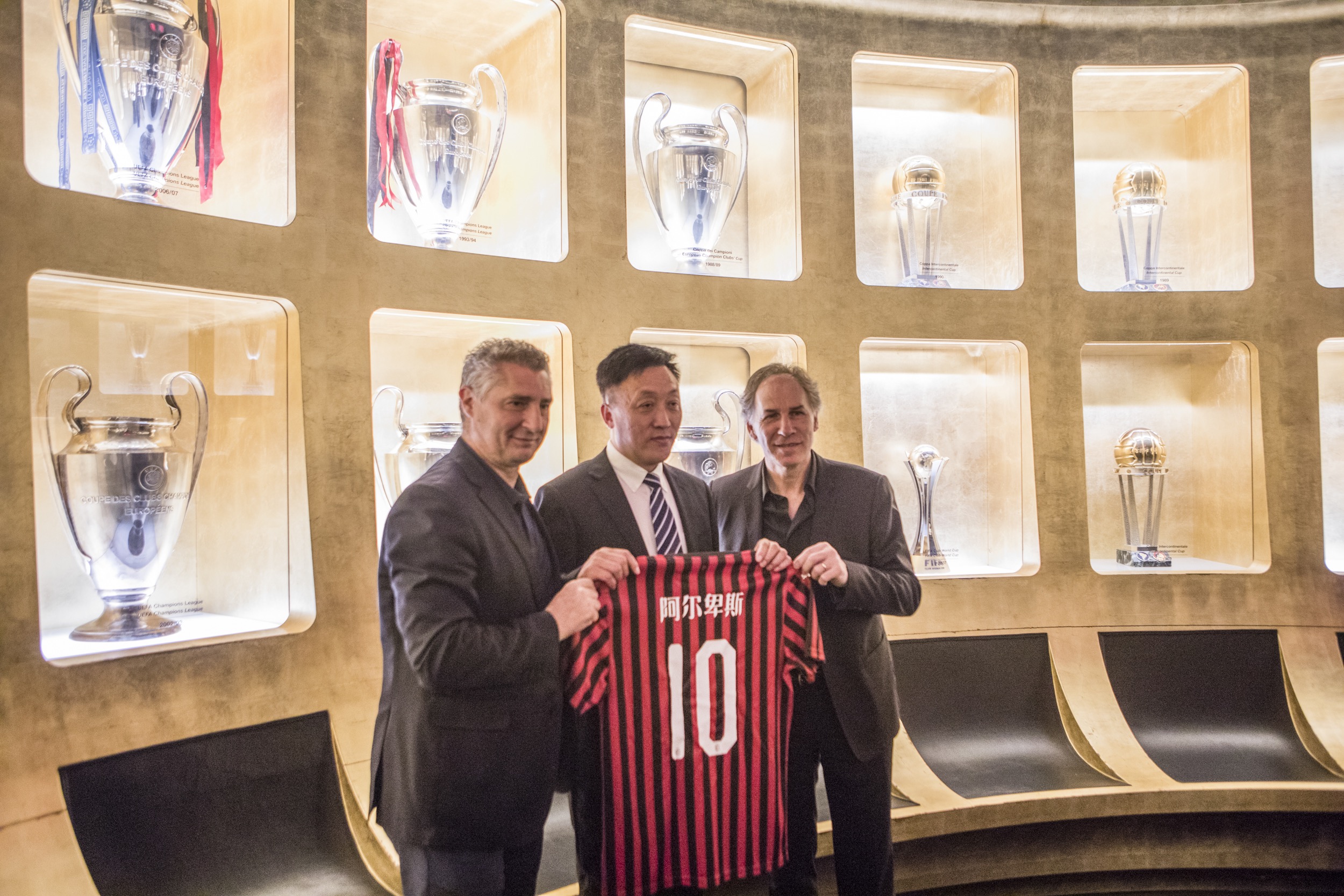 麦麦提江：本届阿图什杯的比赛竞技水平最少也是中乙级别（麦麦提江：本届阿图什杯竞技水准起码达中乙）