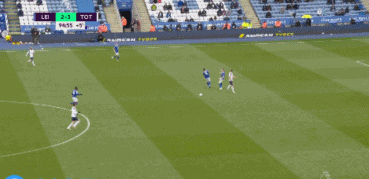 精彩，皇马女足前锋琳达-凯塞多打入一记马拉多纳式进球（惊艳！皇马女足前锋琳达-凯塞多上演马拉多纳式破门）