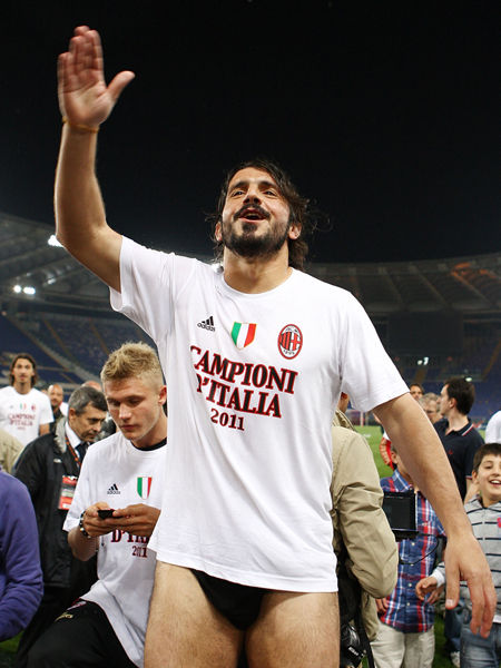 英超赛程提醒：切尔西对阵曼联,（英超焦点战预告：切尔西迎战曼联）