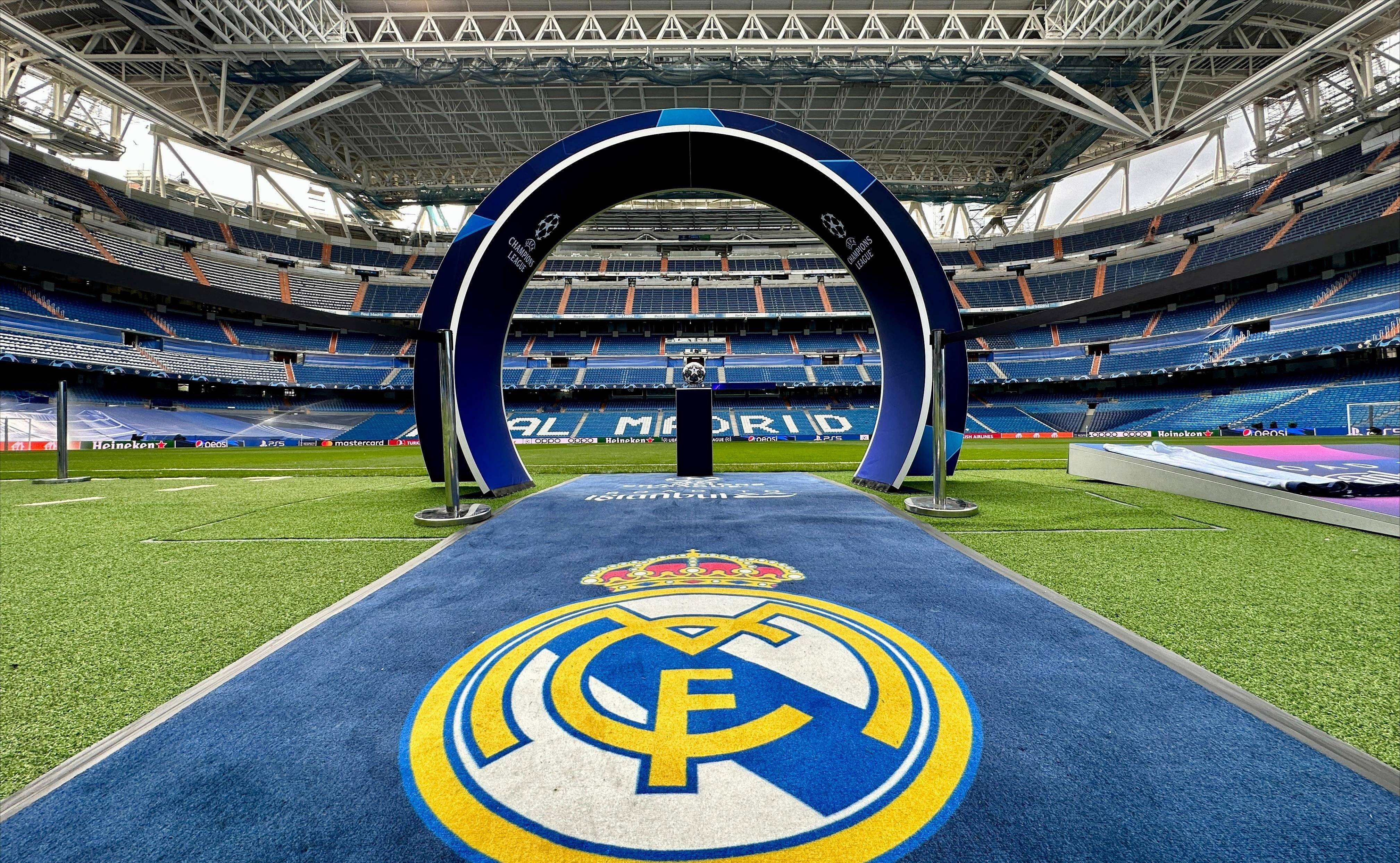 弑旧主，费瓦斯曾与林良铭、巴尔韦德在皇马B队做过队友（面对旧主破门，费瓦斯曾与林良铭、巴尔韦德同在皇马B队效力）