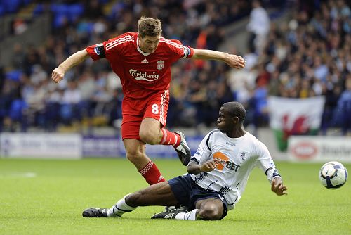 埃贝尔：不会在冬窗进行引援，我们希望尽快与于帕梅卡诺续约（埃贝尔：冬窗零引援，争取尽快与于帕梅卡诺完成续约）