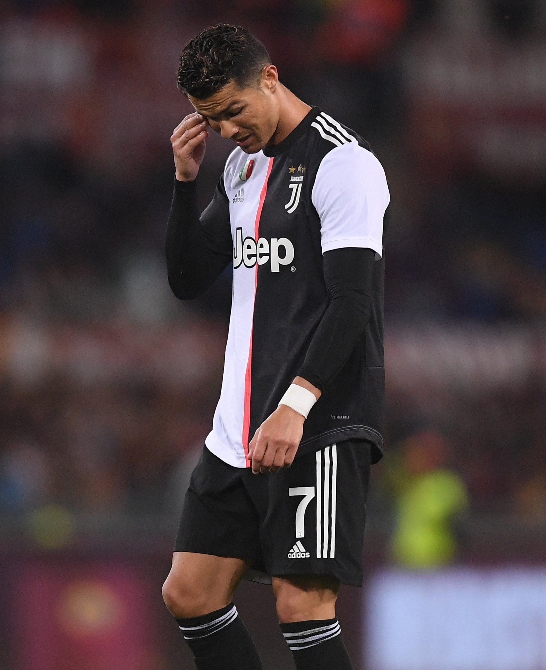 英媒：利兹联有意在冬窗引进米兰前锋希门尼斯（英媒：利兹联欲冬窗签下米兰前锋希门尼斯）